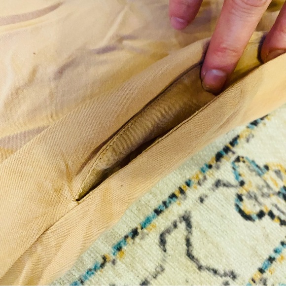 ⭐️ KITTENISH Beige Sleeveless Button Front Crop Jumpsuit - Picture 5 of 6